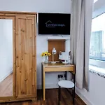 2br Heights Sleeps 7 Parking & Wifi *