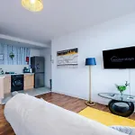 2br Heights Sleeps 7 Parking & Wifi Lejlighed Manchester