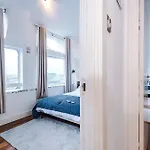 2br Heights Sleeps 7 Parking & Wifi Lejlighed Manchester