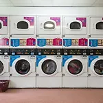 约翰·莱斯特&埃德·科尔曼公寓（校园住宿） 公寓