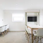 Apartment John Lester And Eddie Colman Courts In Salford