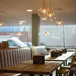 - The Niu, Loom North By Ihg 3*