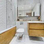 Luxury Unique 2bedroom Centre