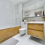 Luxury Unique 2bedroom Centre *