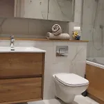 Hidden Gem Of Center * Manchester
