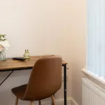 Vakantiehuis The Groves Room 4- Close To Mri, City Centre & Uni