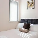 The Groves 2- Close To Mri, Centre & Uni 度假居 曼彻斯特