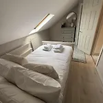 Cosy 4br House, West Didsbury, Bars And Restaurants Close By, Free Parking, Sleeps 8 Prázdninový dům *