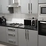 Britlodge Living Apartmán *