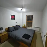 Cosy 2 Bedroom