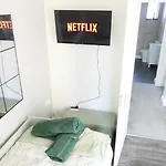 Spacious 4 Bed Maisonette Close To Salford Quays And With Smart Tvs And Netflix Perfect For Families And Contractors Manchester