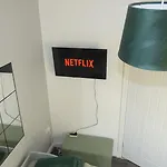 Apartmán Spacious 4 Bed Maisonette Close To Salford Quays And With Smart Tvs And Netflix Perfect For Families And Contractors