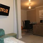 Spacious 4 Bed Maisonette Close To Salford Quays And With Smart Tvs And Netflix Perfect For Families And Contractors Apartmán Manchester