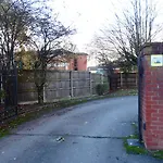 Apartmán Spacious 4 Bed Maisonette Close To Salford Quays And With Smart Tvs And Netflix Perfect For Families And Contractors *