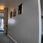 Apartment Stylish In Vibrant Salford, Manchester! *