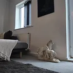 Stylish In Vibrant Salford, Manchester! Apartment *