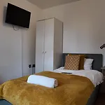 Apartment Stylish In Vibrant Salford, Manchester! *