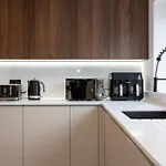 Modern 5-bed Ev Centre 10 Min *