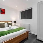 Appartement The Ideal Urban 4br - Coop - Etihad - Parking - Ev