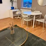 The Cotton Mill Hideaway - One Bedroom - Free Parking Near Etihad Stadium & Coop Live マンチェスター