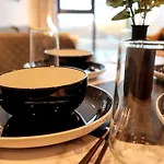 40 Percent Off Monthly 2 Bed Modern Near Piccadilly - Parking - Fast Wifi *