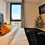 40 Percent Off Monthly 2 Bed Modern Near Piccadilly - Parking - Fast Wifi Manchester