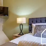 Nyaraló Spacious 3 Bed With Pac-man, Darts And 2 Parking Spaces *