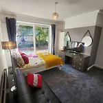 Luxury Free Wifi Old Trafford * Manchester