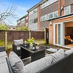 Forest View- Oasis Mural -didsbury Zen Sleeps 10