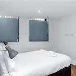 Modern 3bed Flat In W Security * マンチェスター