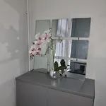 アパート Newly Refurbished 2- Bed Stylish *