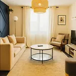 Salford Quays 4 Guests / Parking * Manchester
