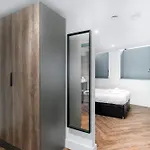 Modern 3bed Flat In W Security アパート *