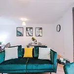 Stunning Salford Quays Parking & Wifi *