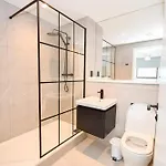 Apartment Contemporary 2 Bed