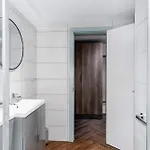 Modern 3bed Flat In W Security マンチェスター