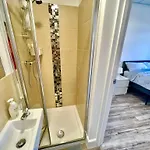 Apartmán Lux Shared Flat With 2 Private Bedrooms And 2 Private En-suite Bathrooms Manchester