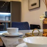 Luxury 7 Mins Walk To Salford - Pass The Keys Apartmán Manchester