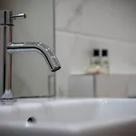 Spacious Apartment - 8 Min To Manchester Centre - Pass The Keys * 曼彻斯特