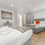 Spacious Apartment - 8 Min To Manchester Centre - Pass The Keys