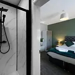 Comfort 2br By Eason Short Lets Denton * Manchester