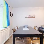 Prázdninový dům 3br By Kammili With Free Parking & Fast Access *