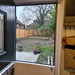 Sleeps 5 - Free Parking Wifi Near Airport & Дом отдыха *