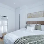 Free Park Stunning 3bedroom In *