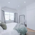 Free Park Stunning 3bedroom In * 曼彻斯特