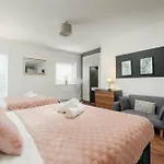 Prázdninový dům E-haven - Etihad-coop Live-free Parking-pool Table