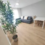 Ubytování v soukromí New Private In Shared 2 Bed Flat Camp St Manchester
