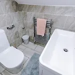 Sleeps 13, Free Parking, Near Etihad & C0-0p Live, 4br בית נופש *