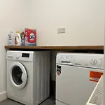 4 - Private In A Near Centre 曼彻斯特