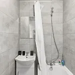 2 Bedroom 5 Beds House 10 Minutes Away From Centre And Hospitals On Street Parking ,great For Long Term Contractors And Hospital Workers Tatil Evi Manchester